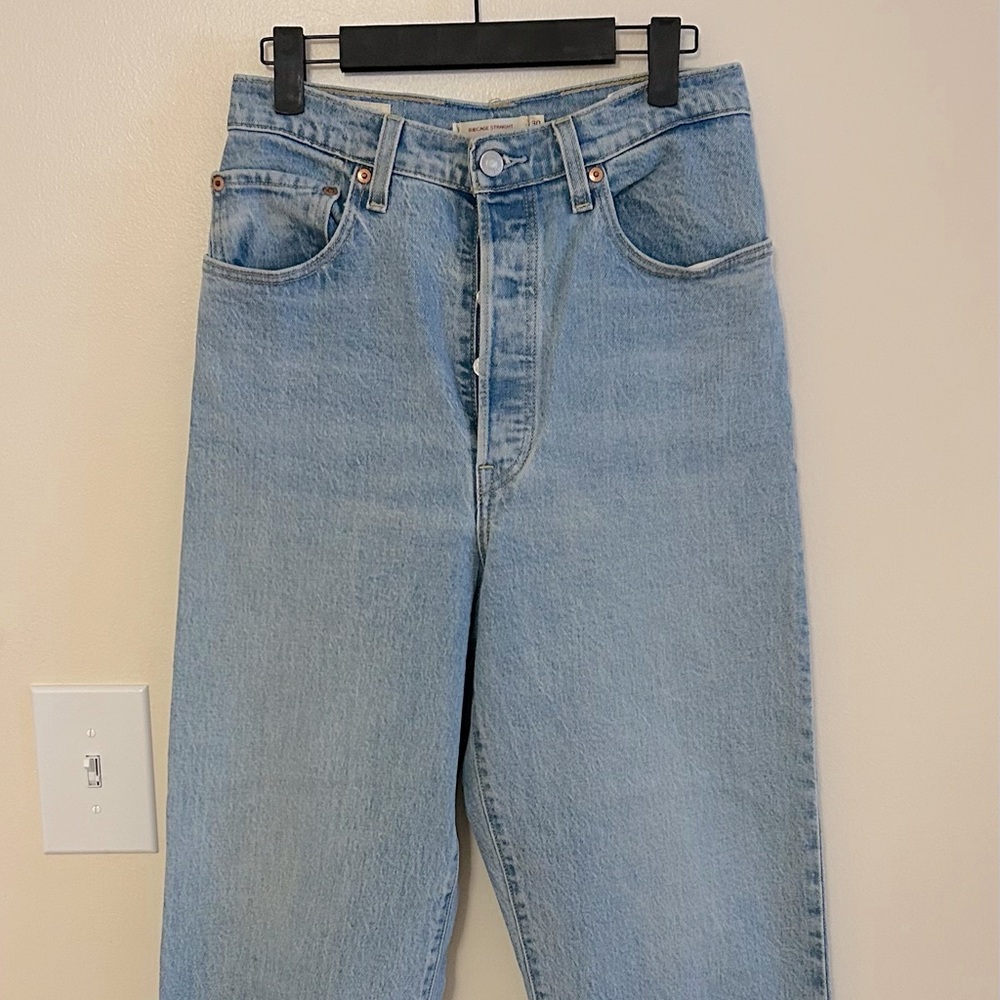 Levi’s Ribcage Straight Jeans